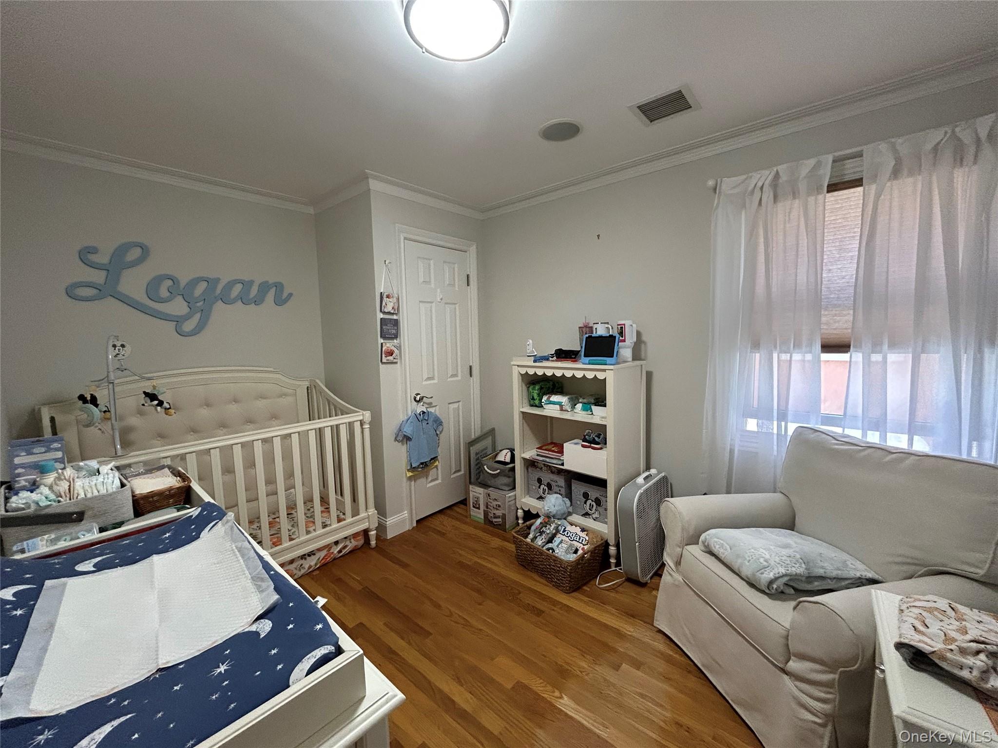 #17 photo, 15724 20th Road, Whitestone , NY 11357