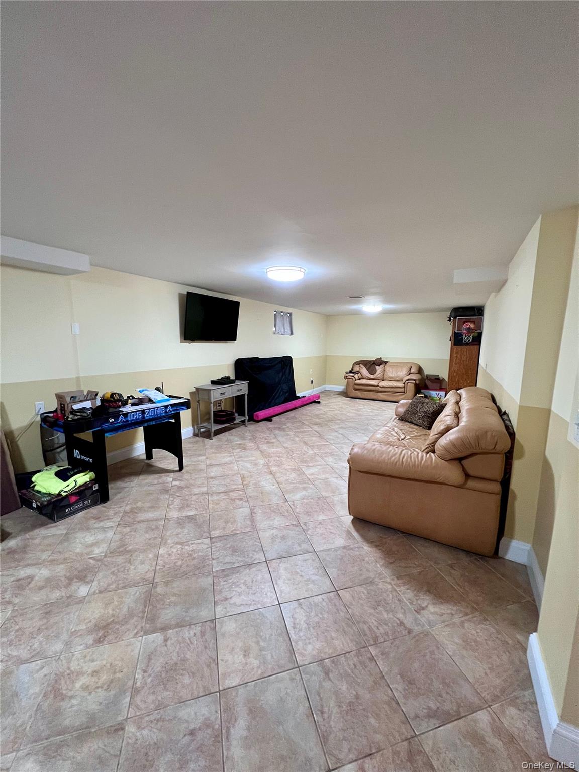 #18 photo, 15724 20th Road, Whitestone , NY 11357