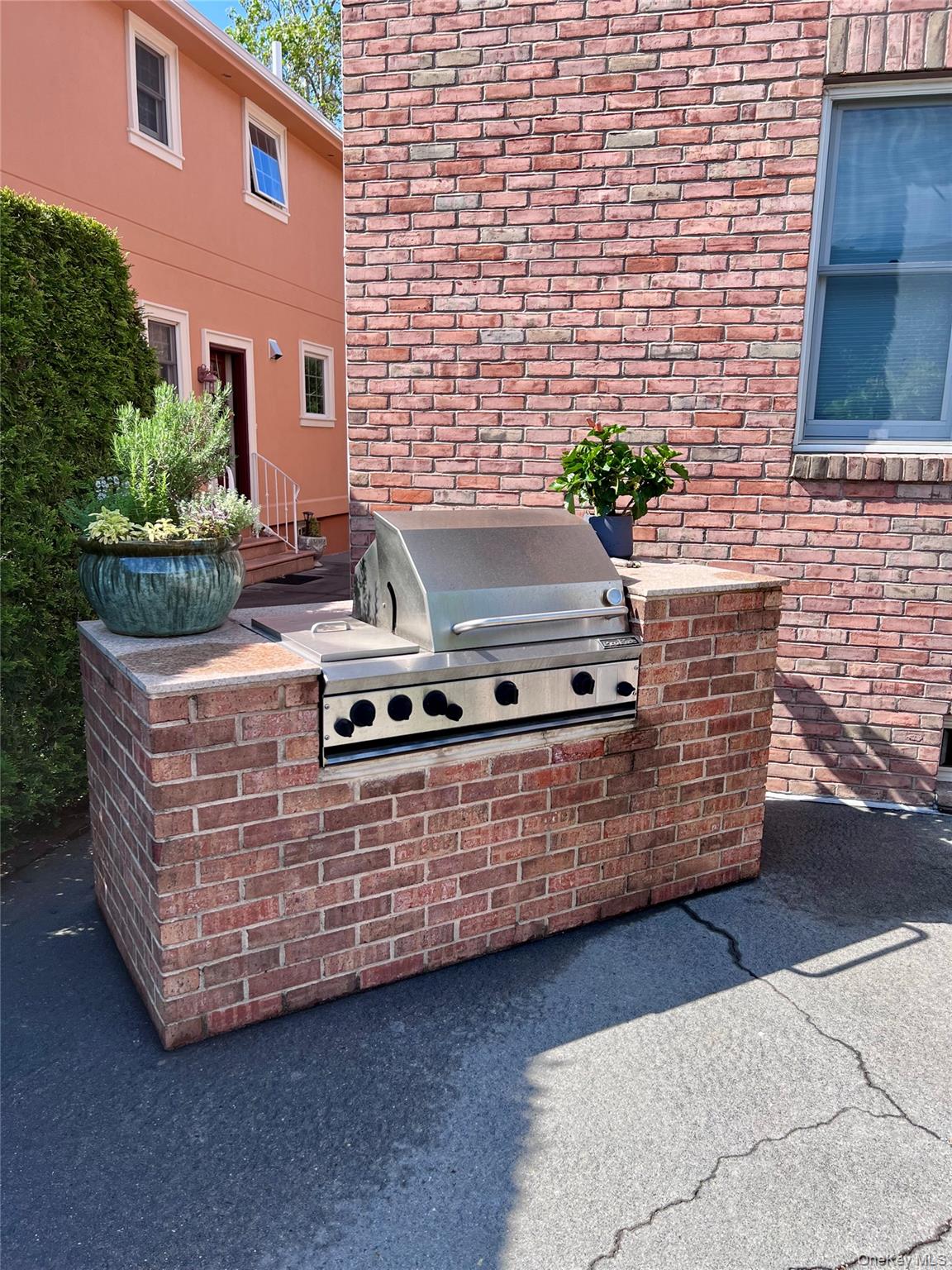 #3 photo, 15724 20th Road, Whitestone , NY 11357