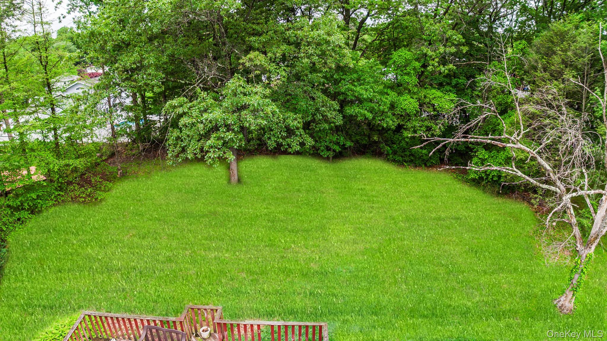 #19 photo, 5 Catalpa Court, Bardonia , NY 10954