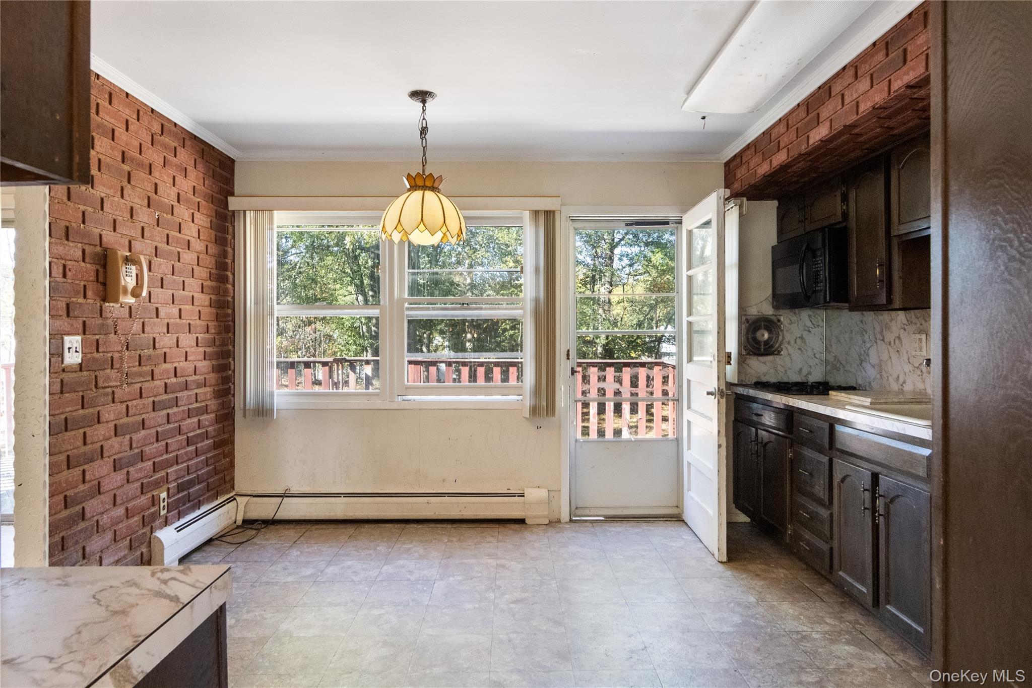 #8 photo, 5 Catalpa Court, Bardonia , NY 10954