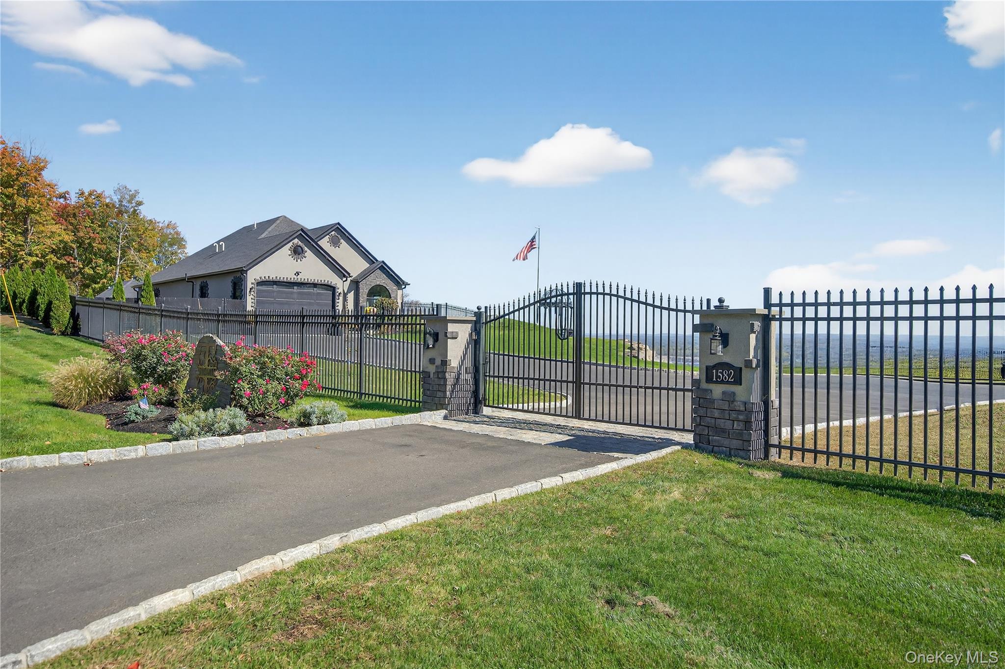 #1 photo, 1582 Route 9W, Marlboro , NY 12542