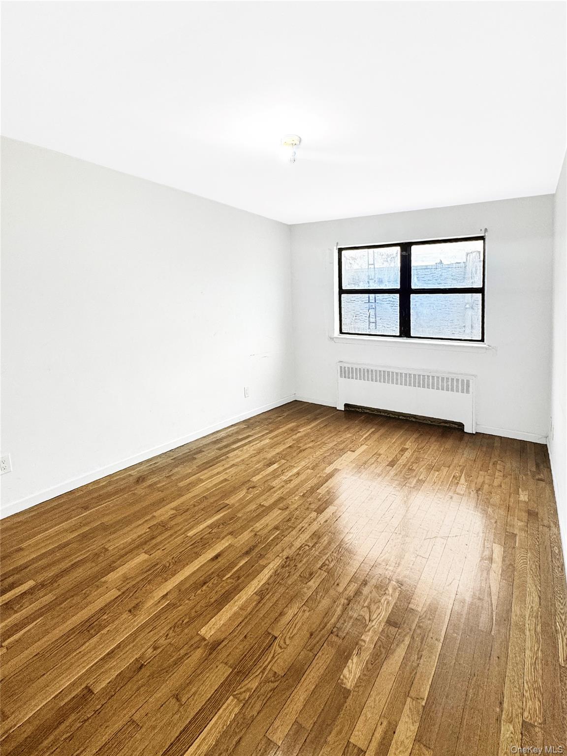 #18 photo, 1815 Mahan Avenue, Bronx , NY 10461