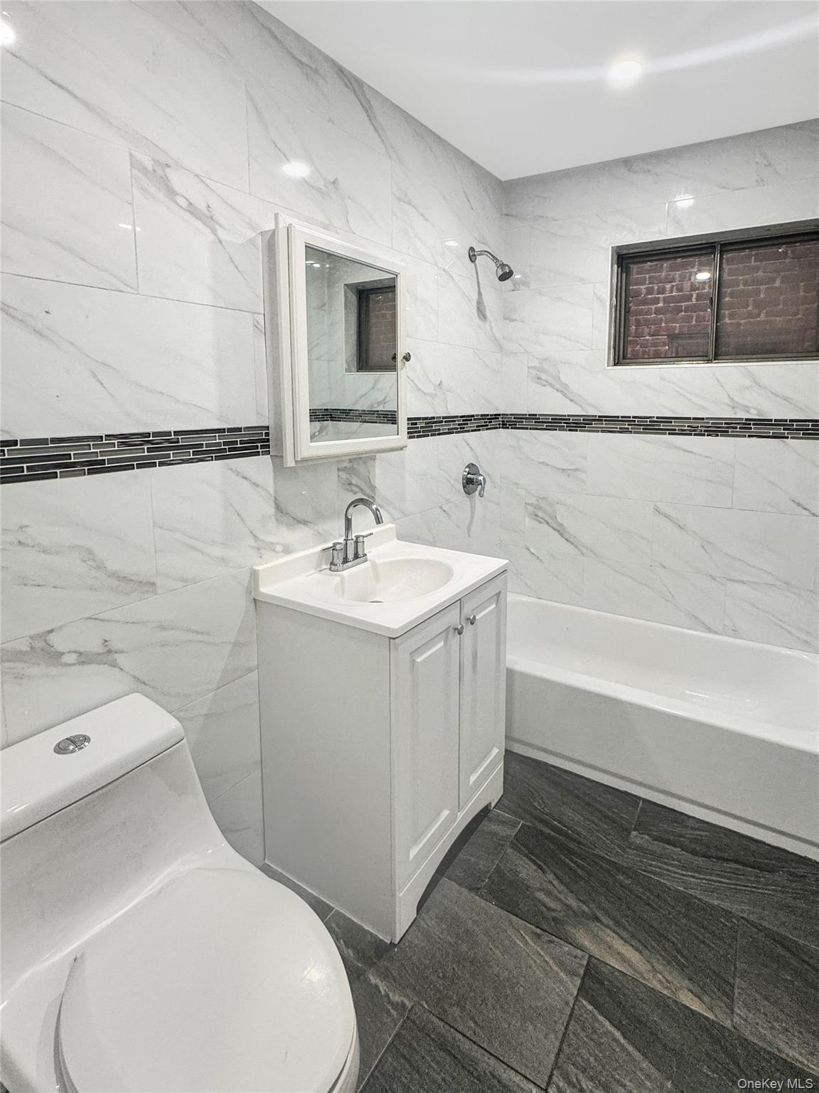 #20 photo, 1815 Mahan Avenue, Bronx , NY 10461