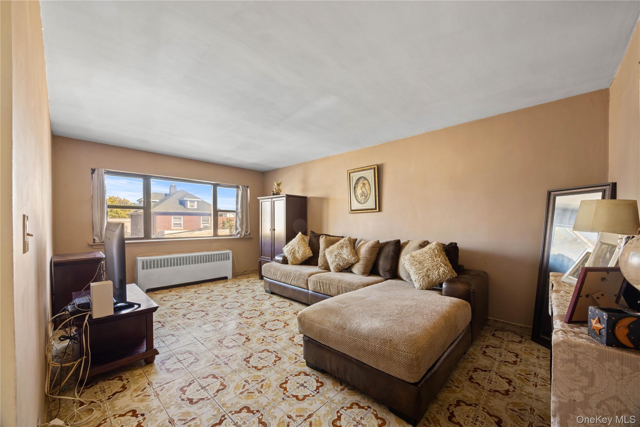 #9 photo, 1815 Mahan Avenue, Bronx , NY 10461