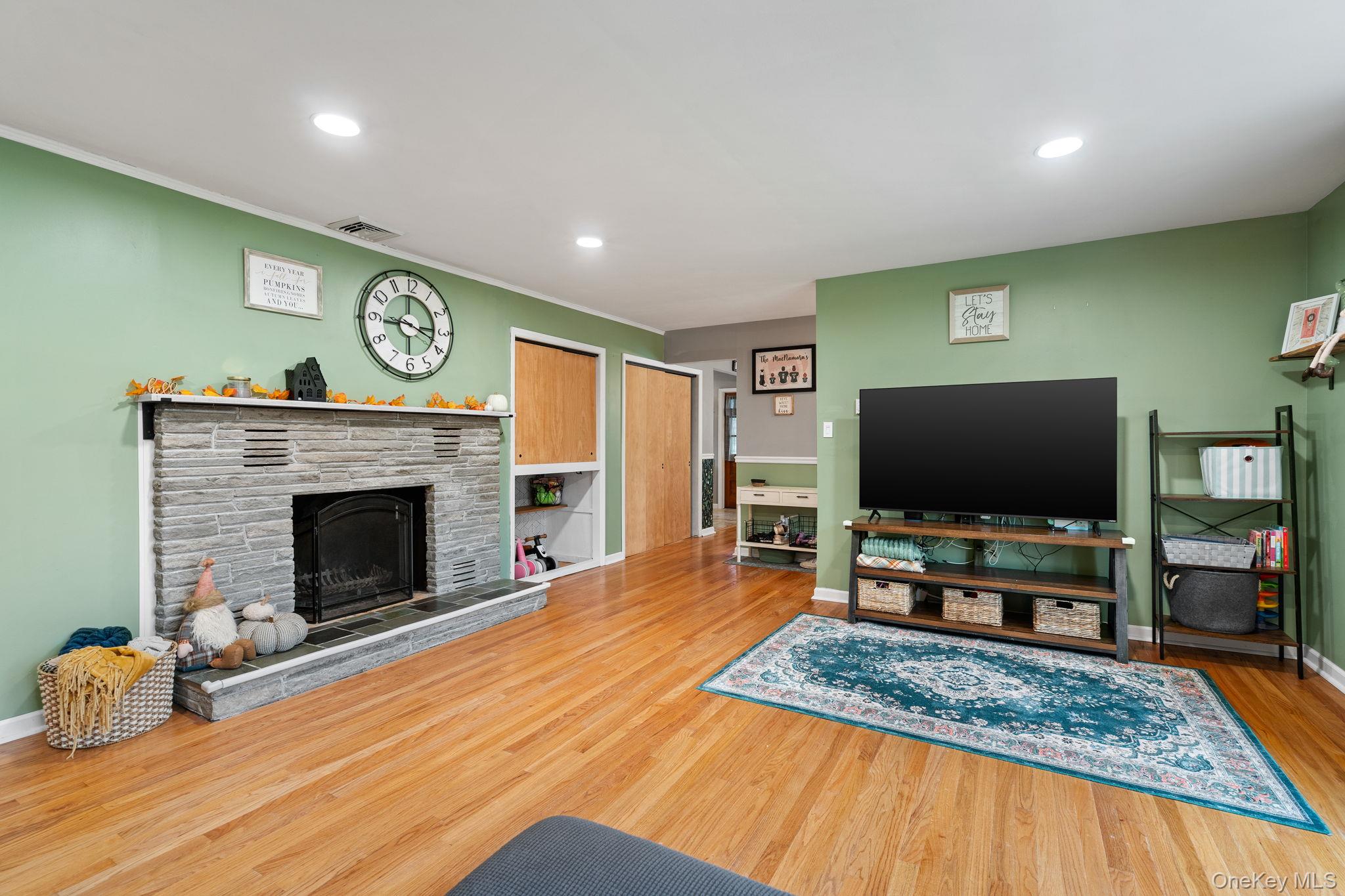 #12 photo, 34 Houtman Drive, Walden , NY 12586