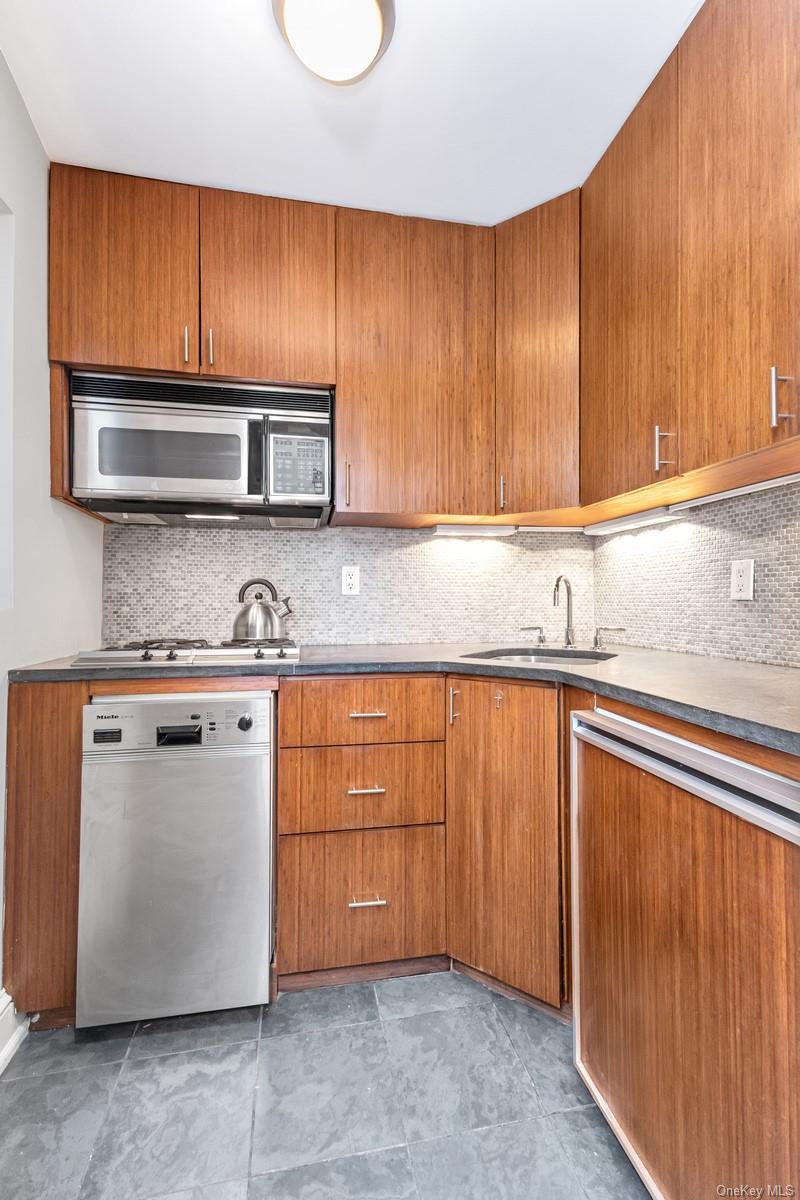 #5 photo, 348 East 89th Street, 曼哈顿 上东城 New York (Manhattan) , NY 10128