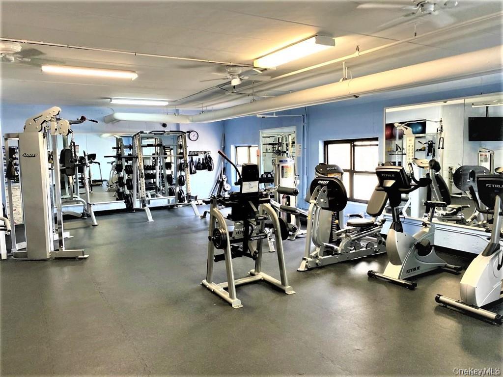 #14 photo, 1085 Warburton Avenue, Yonkers , NY 10701