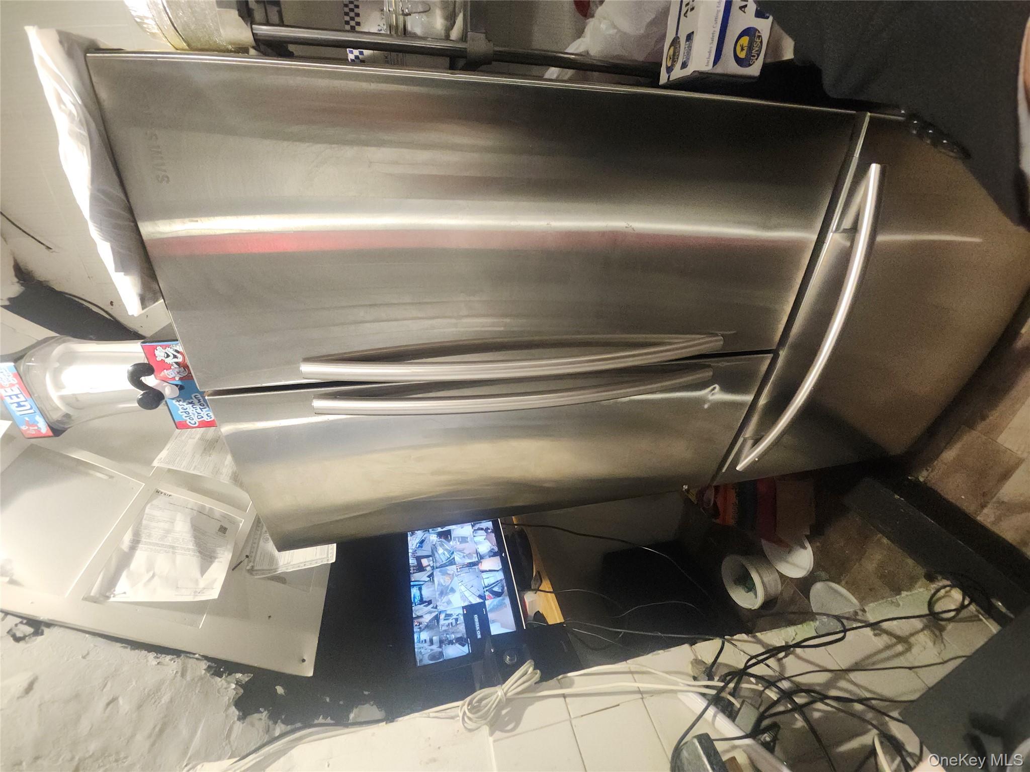 #15 photo, 182 W Burnside Avenue, Bronx , NY 10453