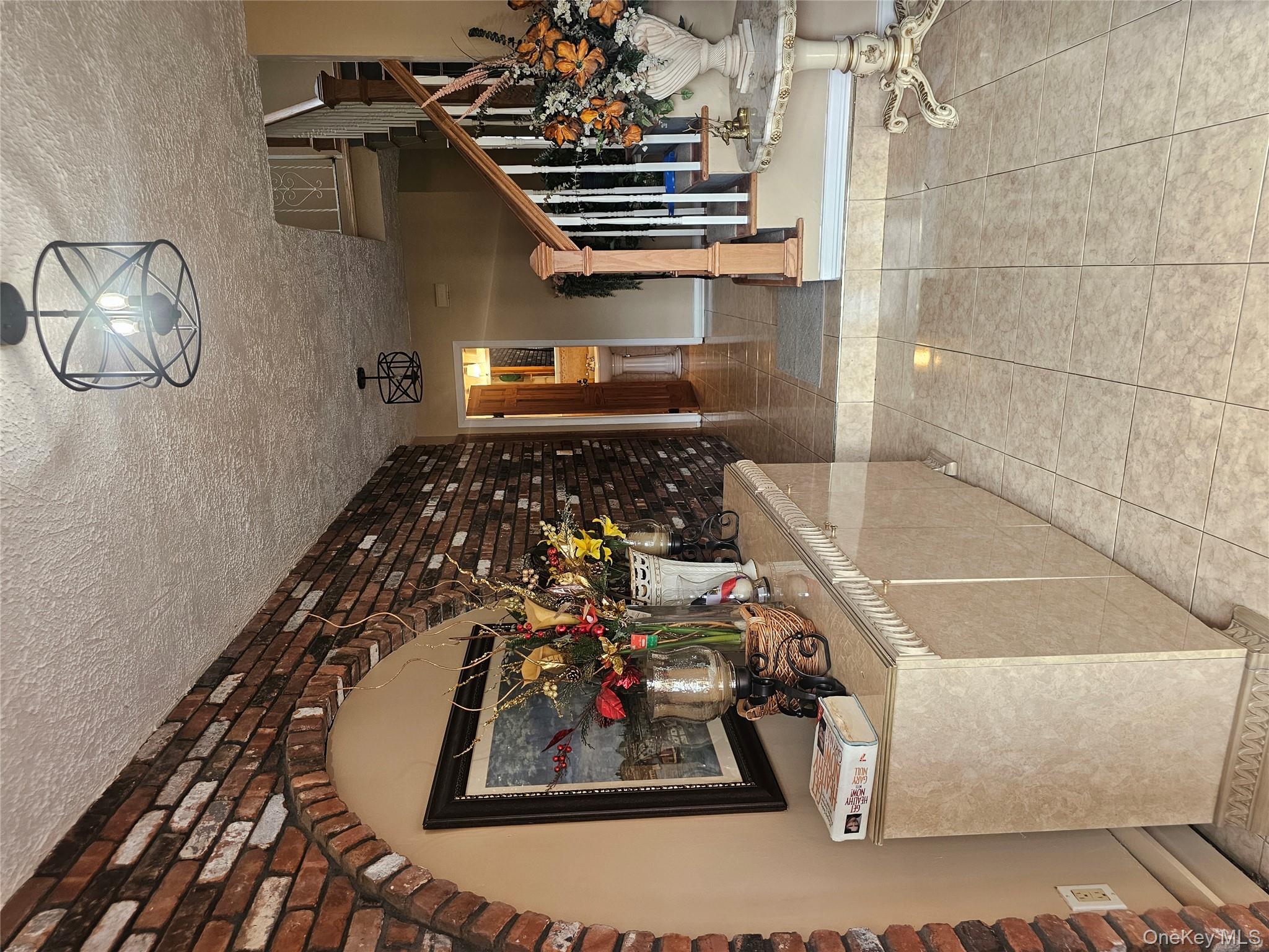 #4 photo, 5 Lincoln Avenue, Smithtown , NY 11787