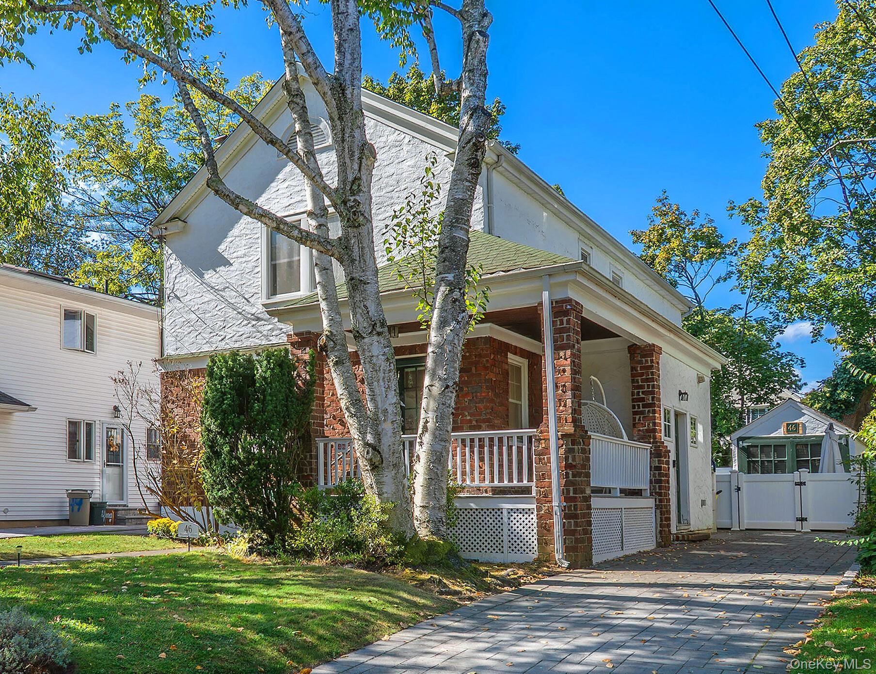 #1 photo, 46 Hillview Avenue, ناسو Port Washington , NY 11050