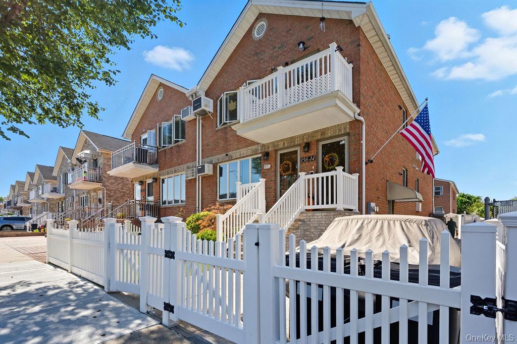 #1 photo, 156-14 76th Street, クイーンズ区 Howard Beach , NY 11414