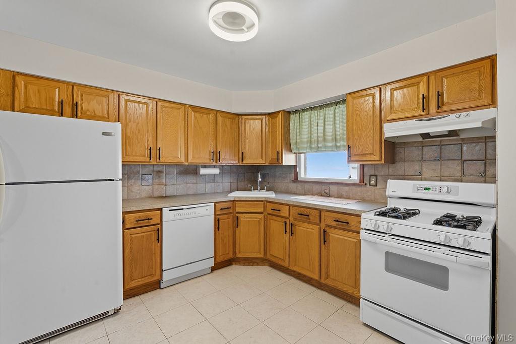 #10 photo, 156-14 76th Street, クイーンズ区 Howard Beach , NY 11414