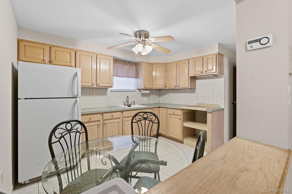 #8 photo, 156-14 76th Street, クイーンズ区 Howard Beach , NY 11414