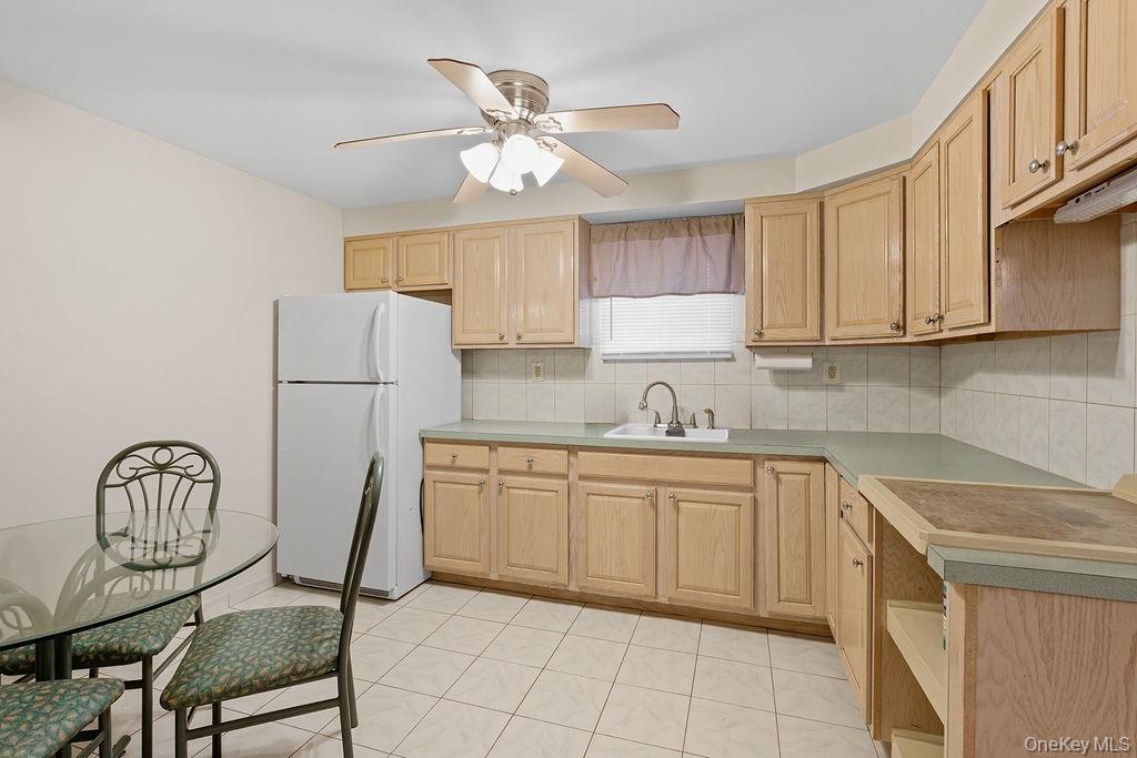 #9 photo, 156-14 76th Street, クイーンズ区 Howard Beach , NY 11414