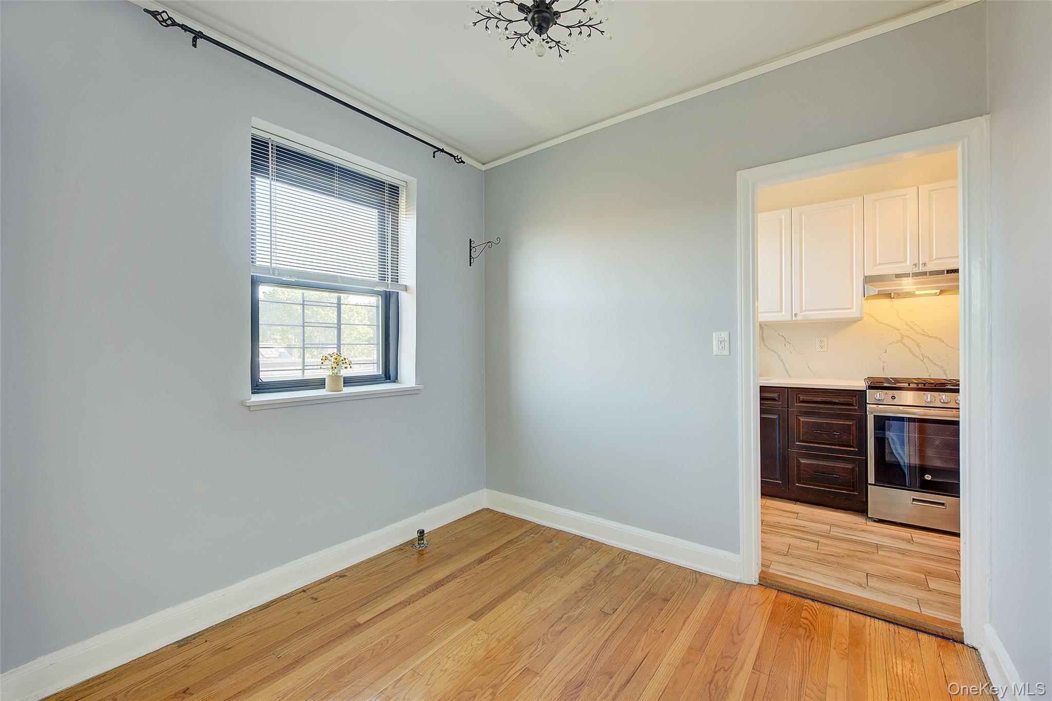 #7 photo, 34-20 79 Street, クイーンズ区 Jackson Heights , NY 11372