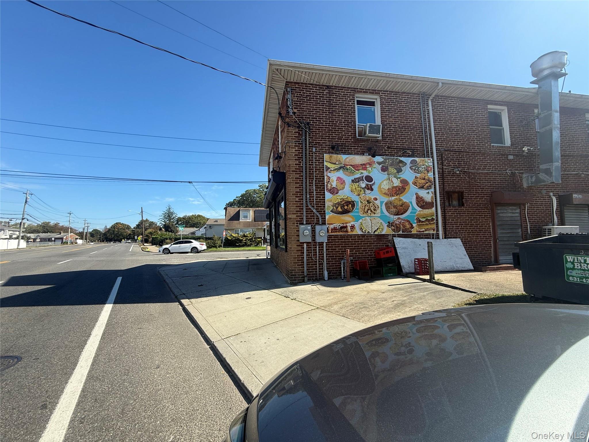 #5 photo, 670 Dixon Avenue, Copiague , NY 11726