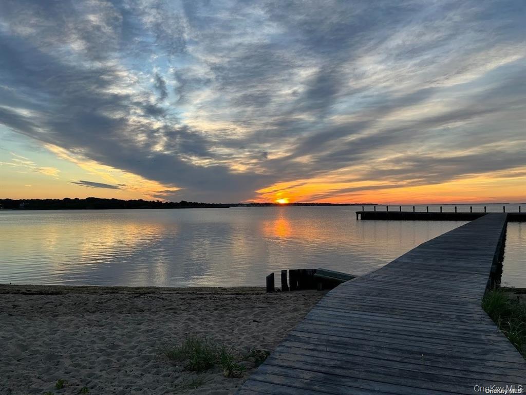 #16 photo, 49 Shore Drive, サフォーク郡 Mastic Beach , NY 11951