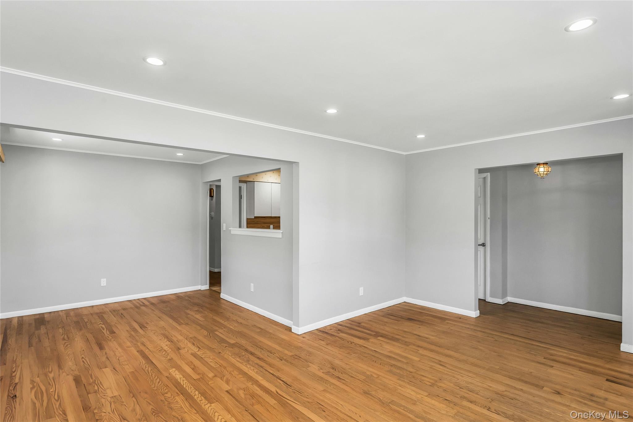 #8 photo, 148 William Street, Valley Stream , NY 11580