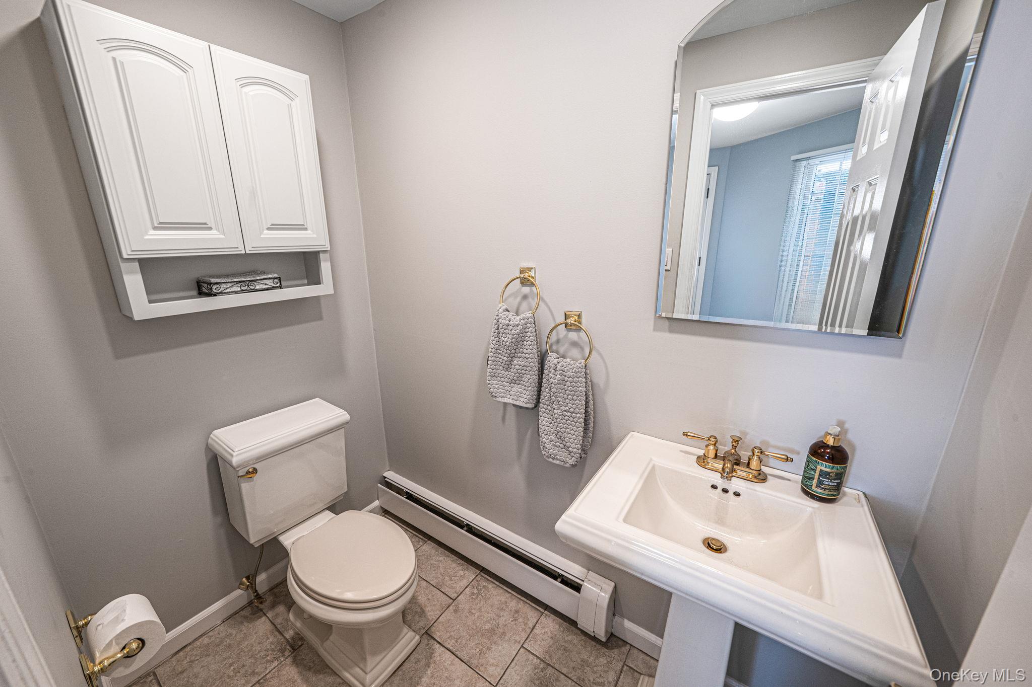 #20 photo, 6 Buckingham Drive, Dix Hills , NY 11746