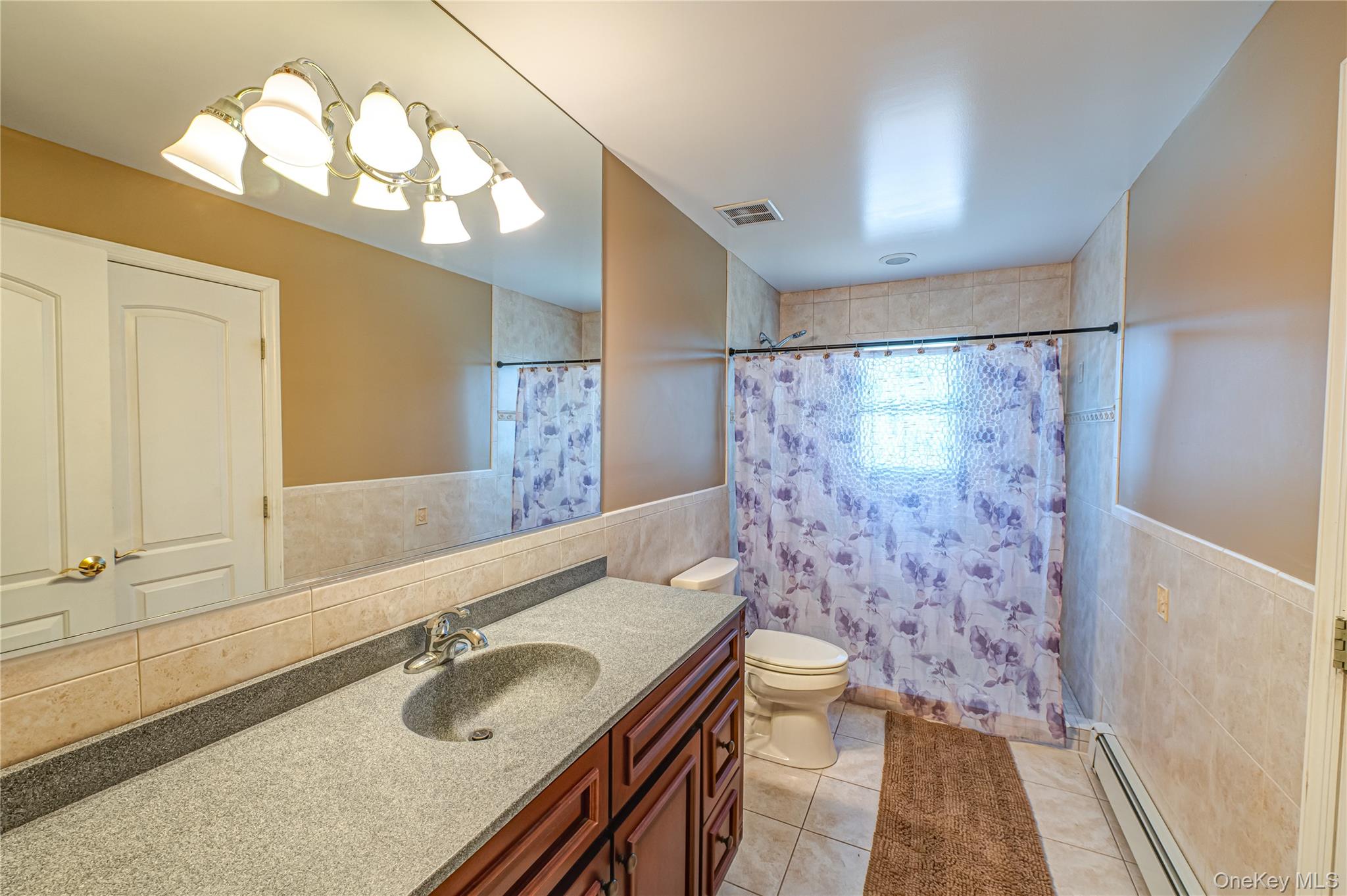 #17 photo, 81 Kenwood Drive, Bohemia , NY 11716