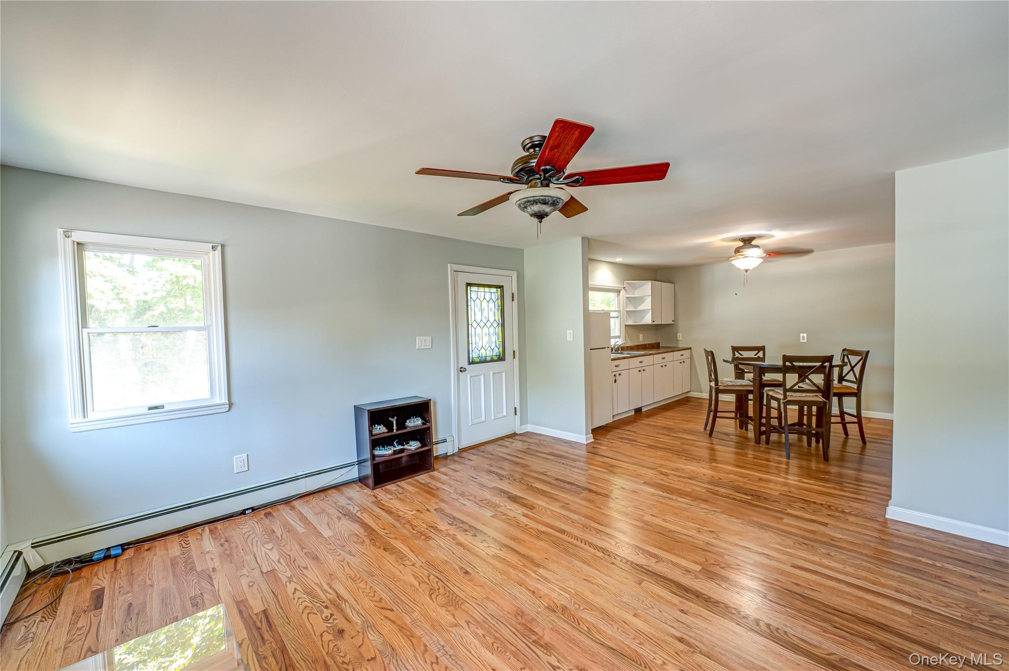 #4 photo, 81 Kenwood Drive, Bohemia , NY 11716