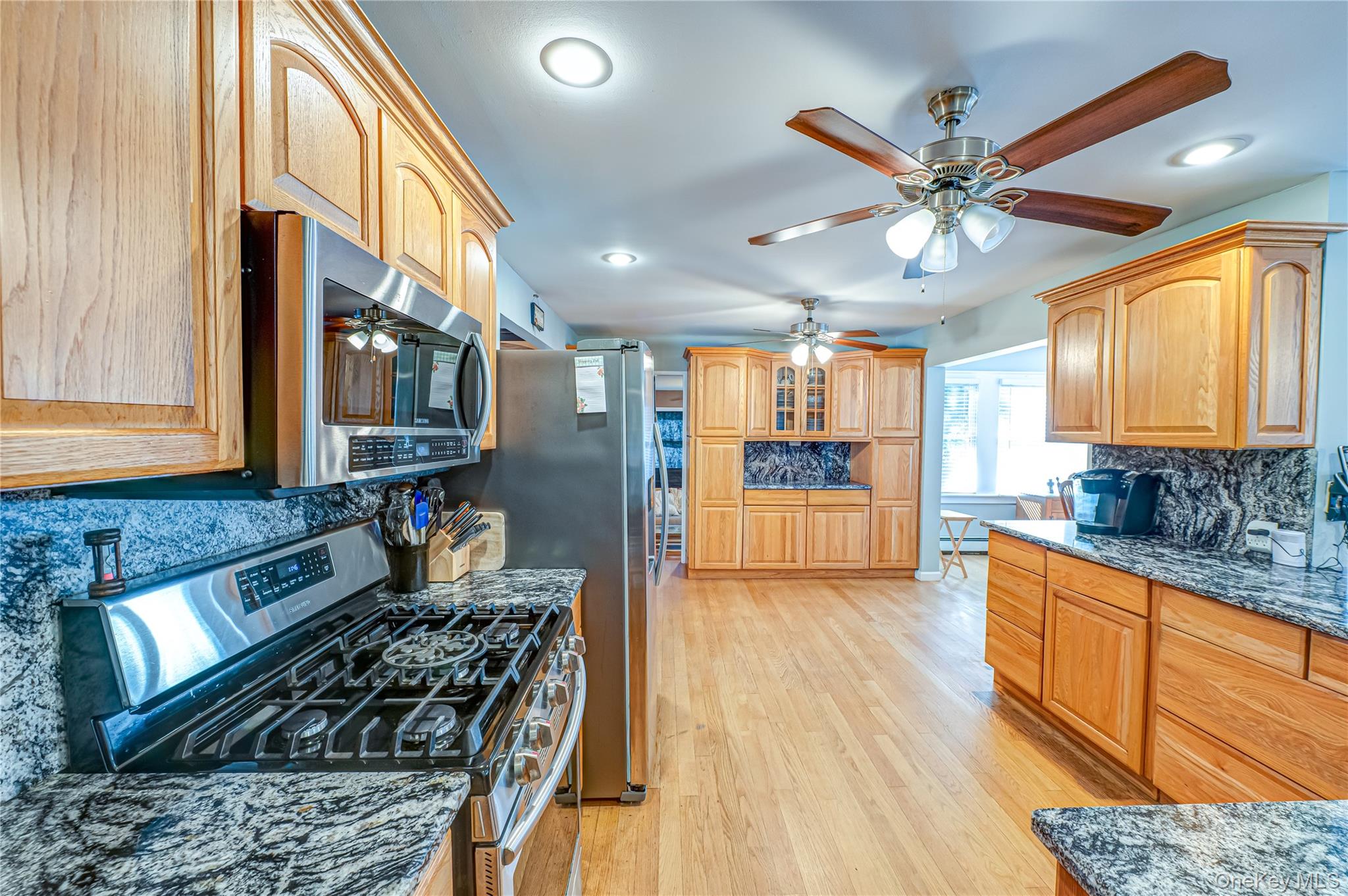 #8 photo, 81 Kenwood Drive, Bohemia , NY 11716