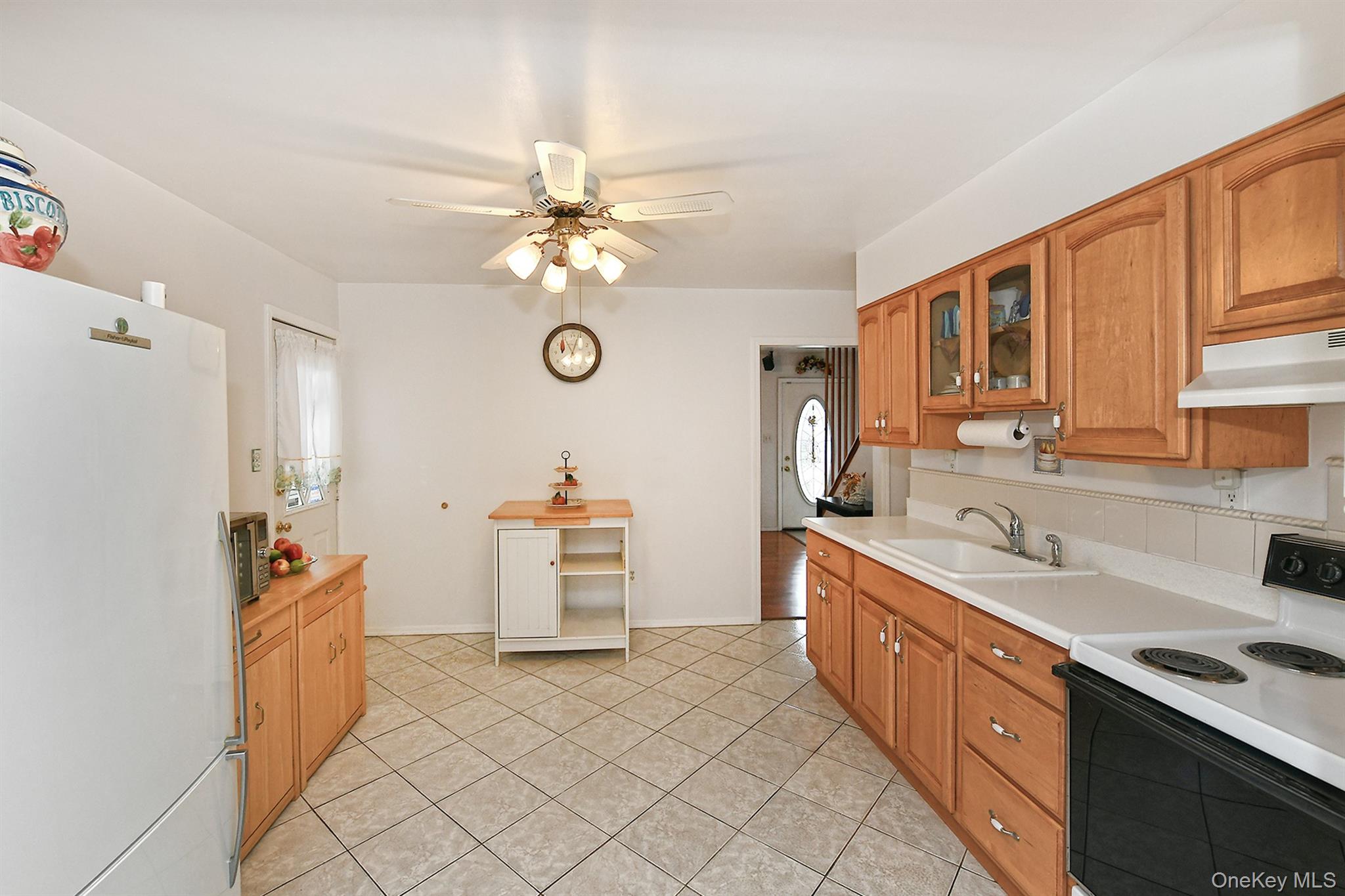 #11 photo, 4278 Clarissa Road, Bethpage , NY 11714