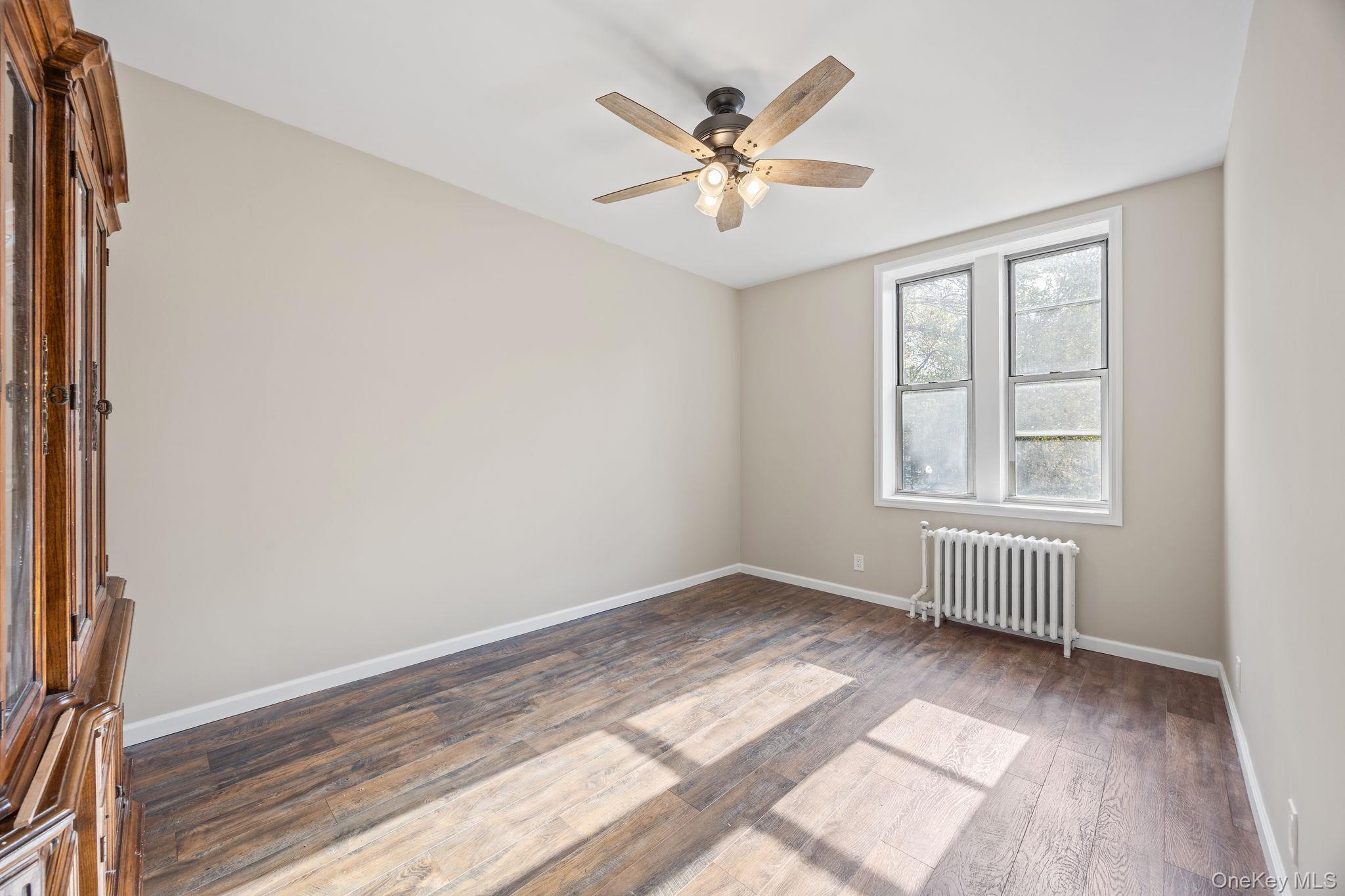 #7 photo, 994 Hart Street, ブルックリン区 Brooklyn , NY 11237