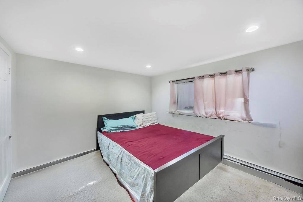 #12 photo, 12 Roosevelt Avenue, Greenlawn , NY 11740