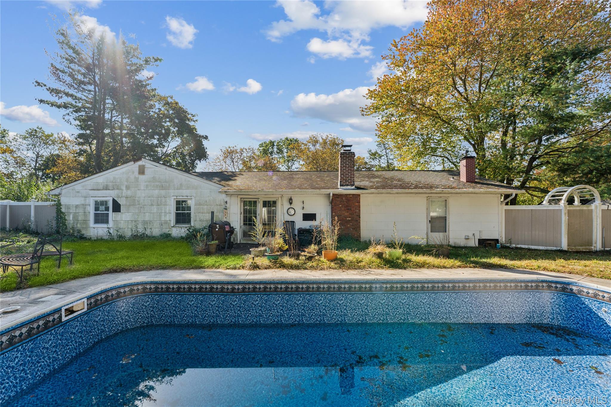 #1 photo, 43 Millbrook Drive, 东长岛 Brookhaven , NY 11790