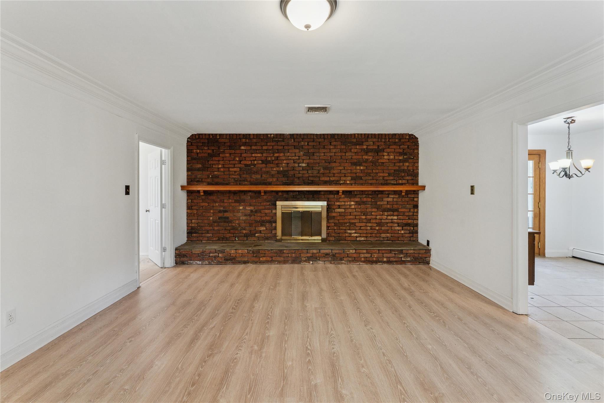 #2 photo, 43 Millbrook Drive, 东长岛 Brookhaven , NY 11790