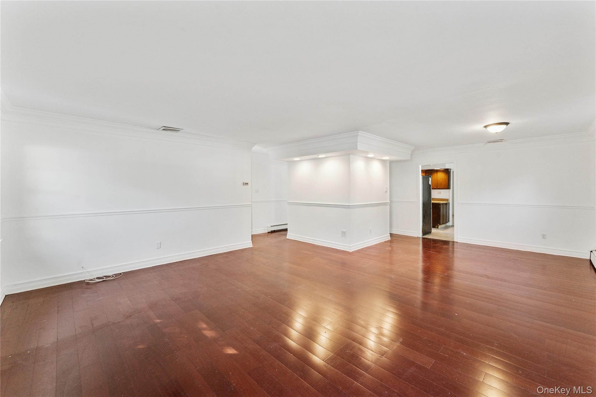 #4 photo, 43 Millbrook Drive, 东长岛 Brookhaven , NY 11790