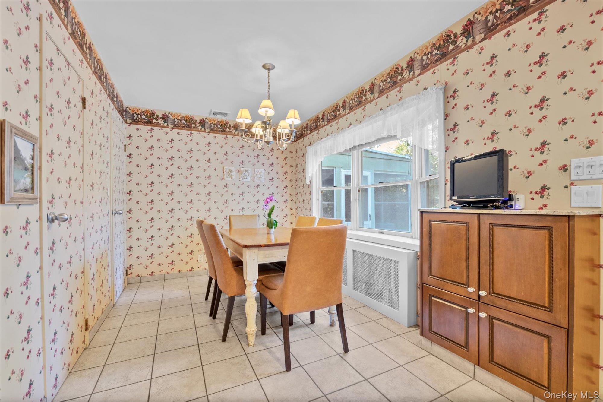 #17 photo, 36 Somerset Drive, Great Neck , NY 11020