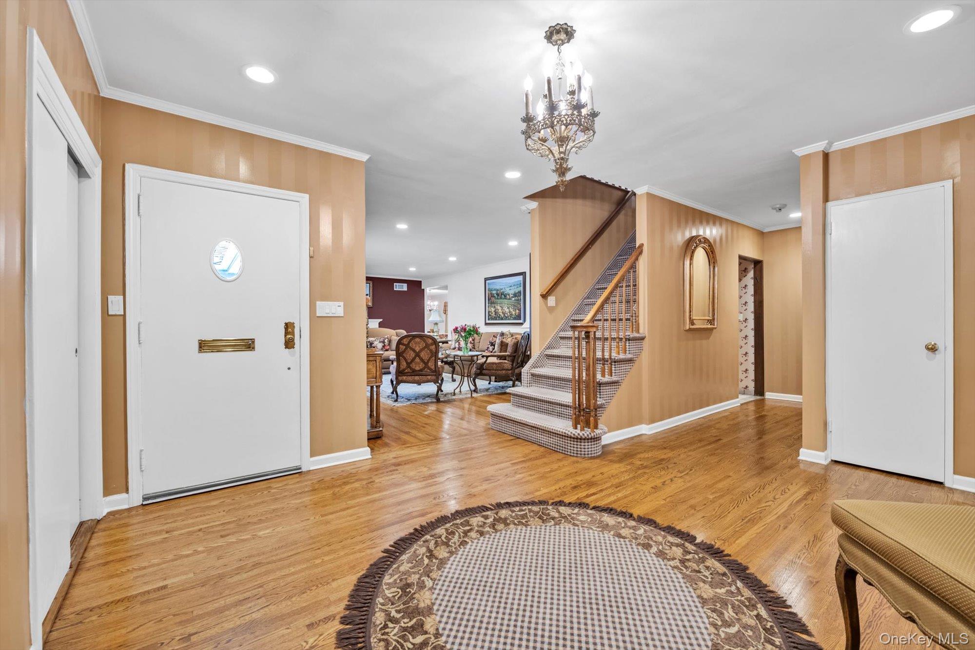 #5 photo, 36 Somerset Drive, Great Neck , NY 11020