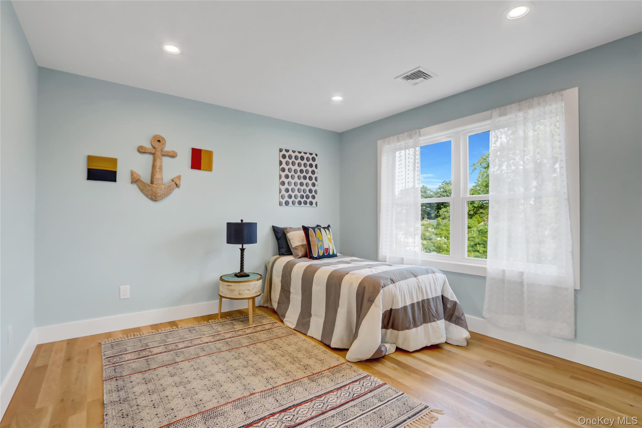 #13 photo, 201 Argyle Place, ナッソー郡 Bellmore , NY 11710