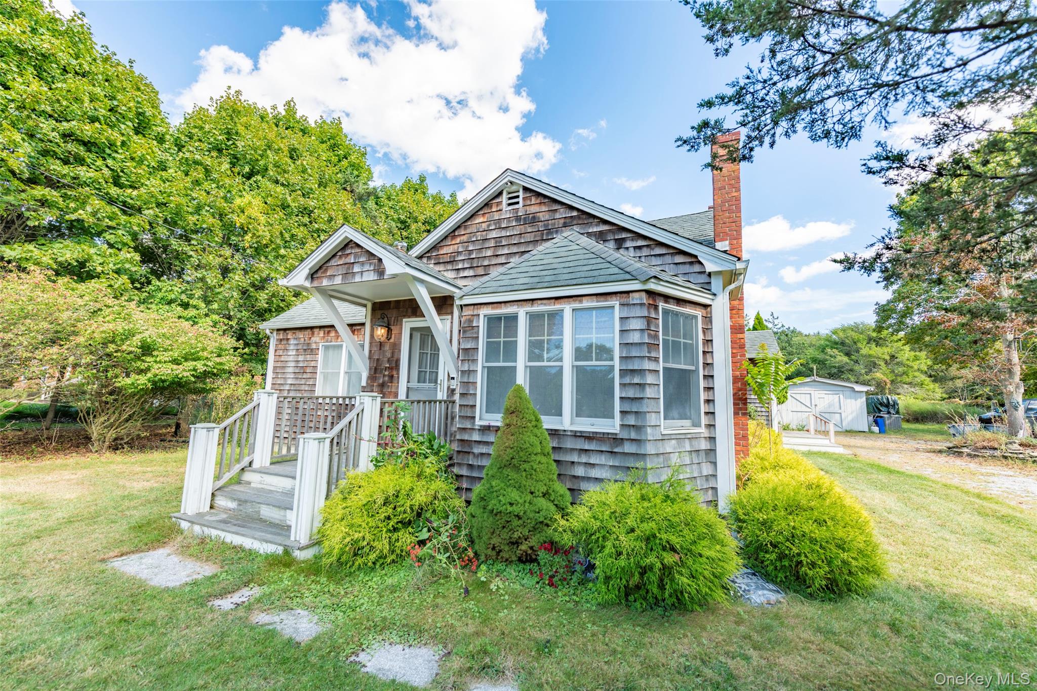 #2 photo, 41 Belleview Avenue, サフォーク郡 Center Moriches , NY 11934