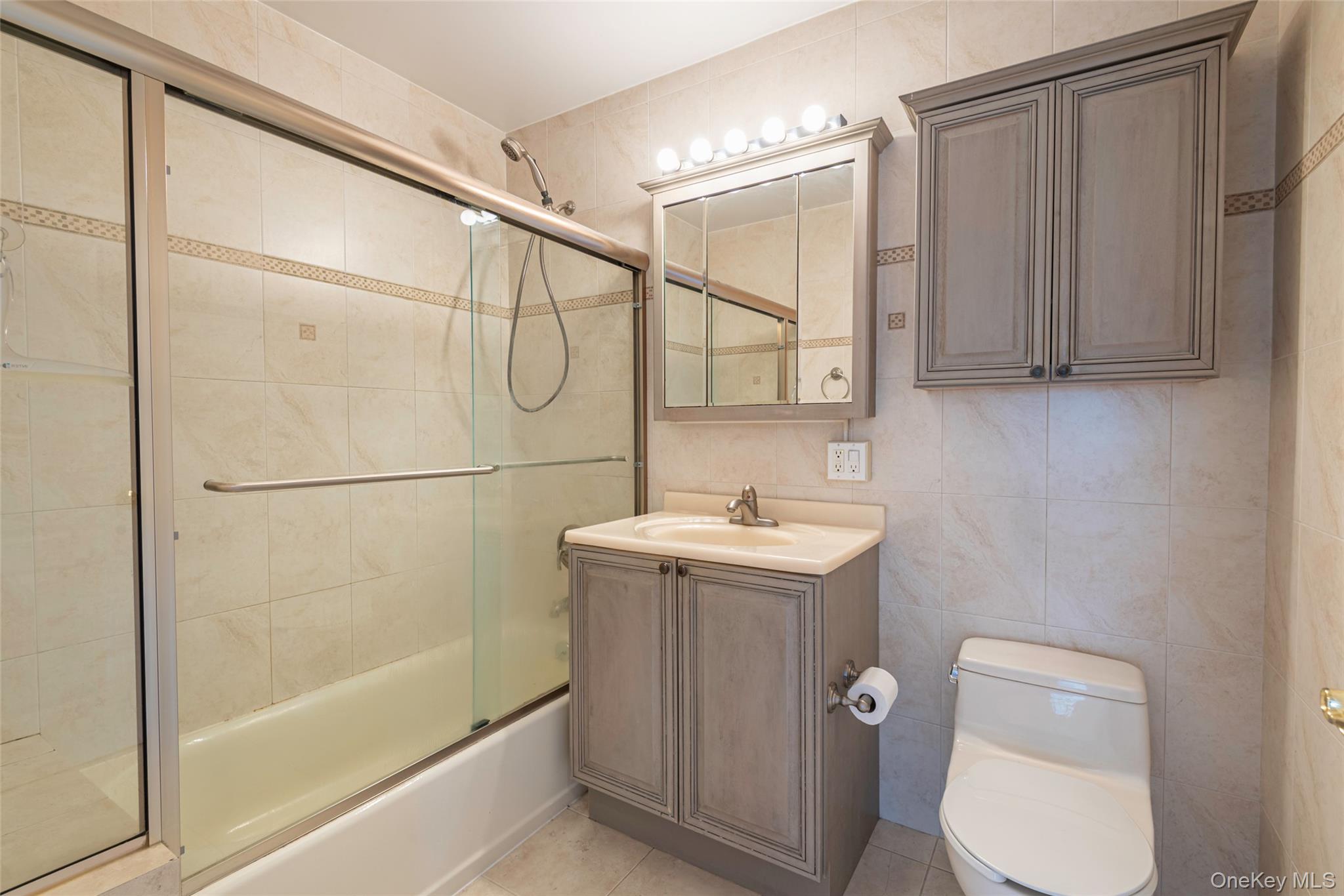 #10 photo, 42-23 212 Street, クイーンズ区 Bayside , NY 11361