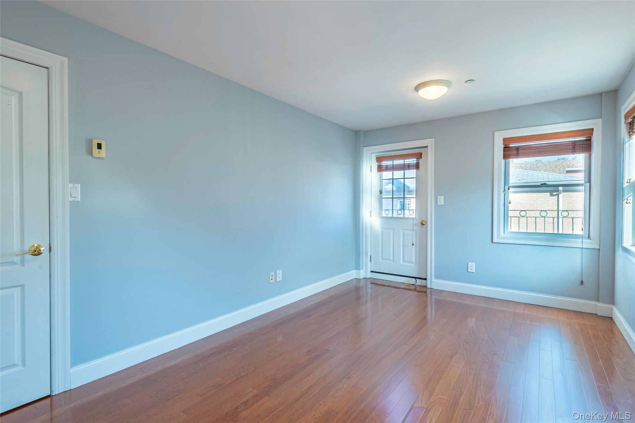 #14 photo, 42-23 212 Street, クイーンズ区 Bayside , NY 11361