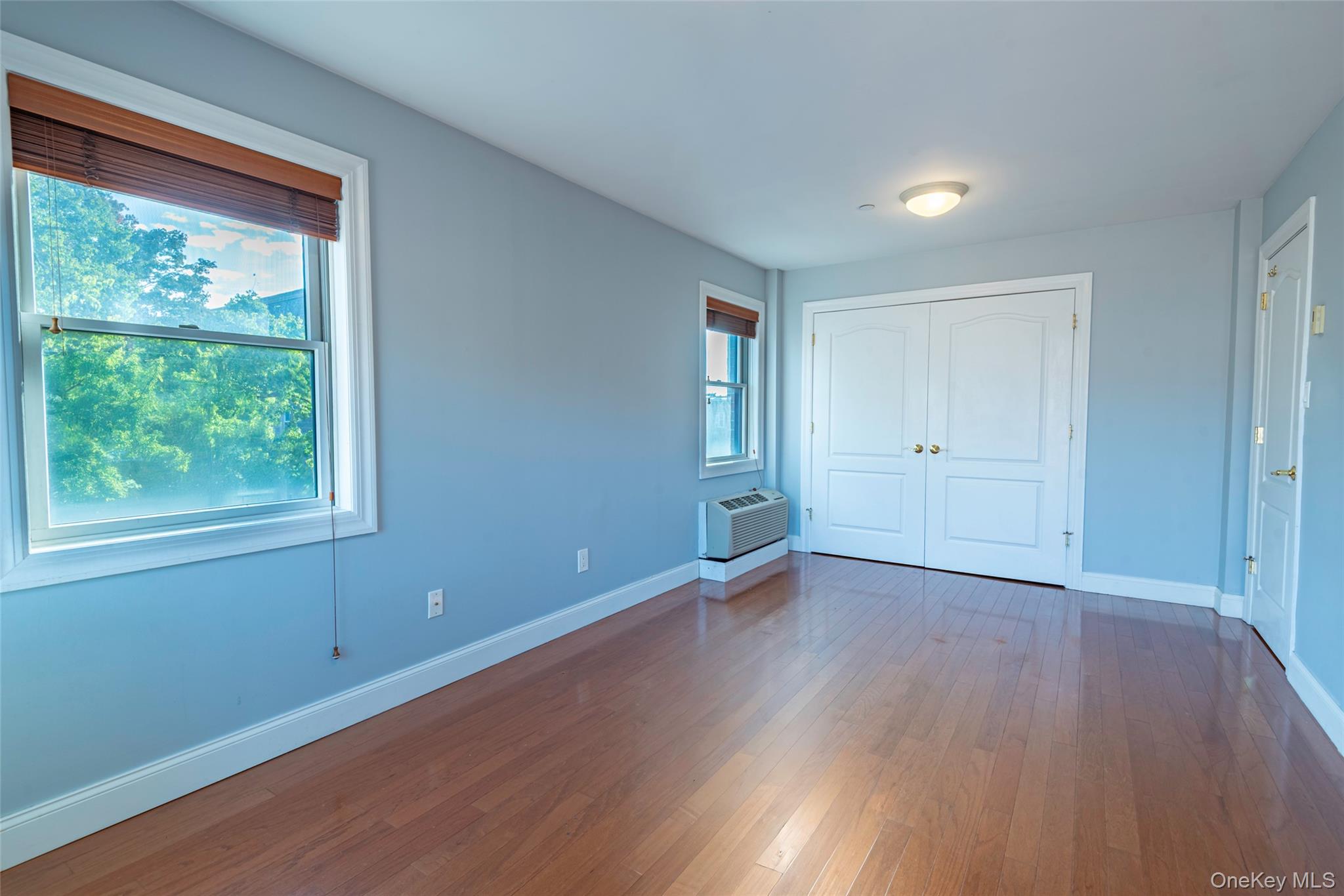 #16 photo, 42-23 212 Street, クイーンズ区 Bayside , NY 11361