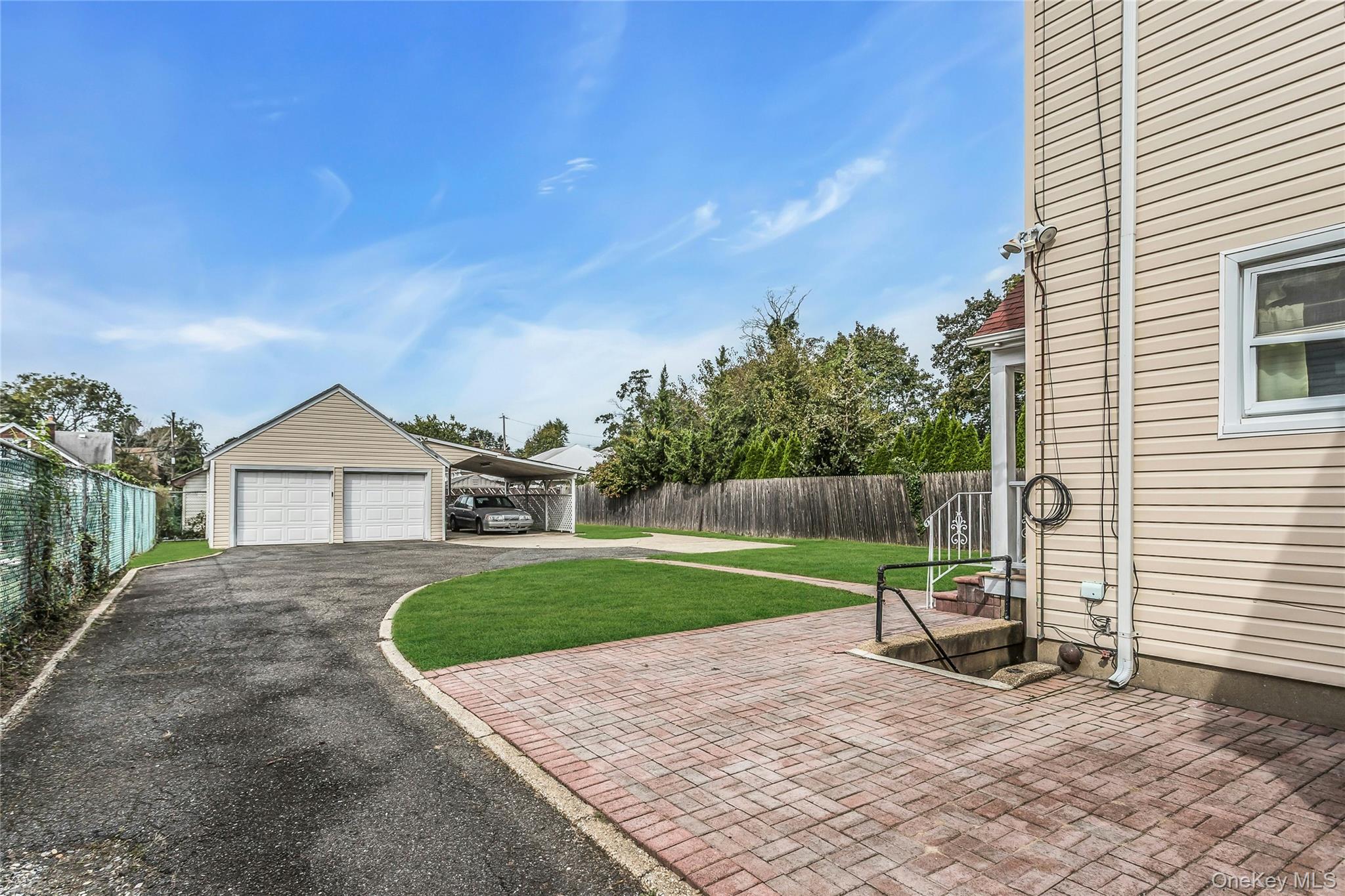 #12 photo, 830 Davis Avenue, ナッソー郡 Uniondale , NY 11553