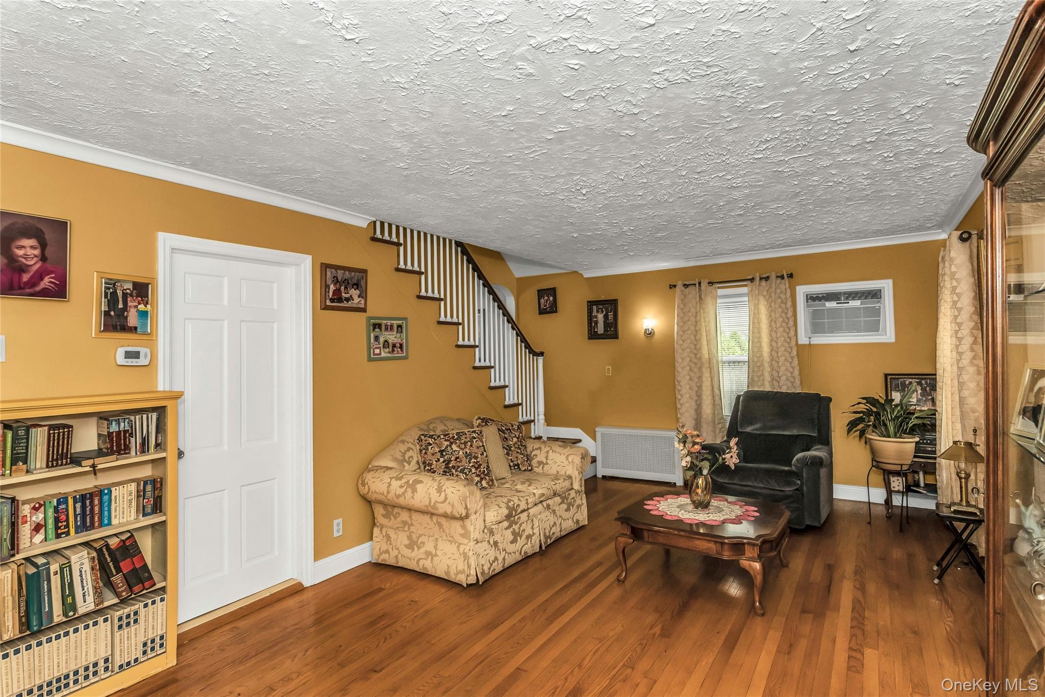 #2 photo, 830 Davis Avenue, ナッソー郡 Uniondale , NY 11553