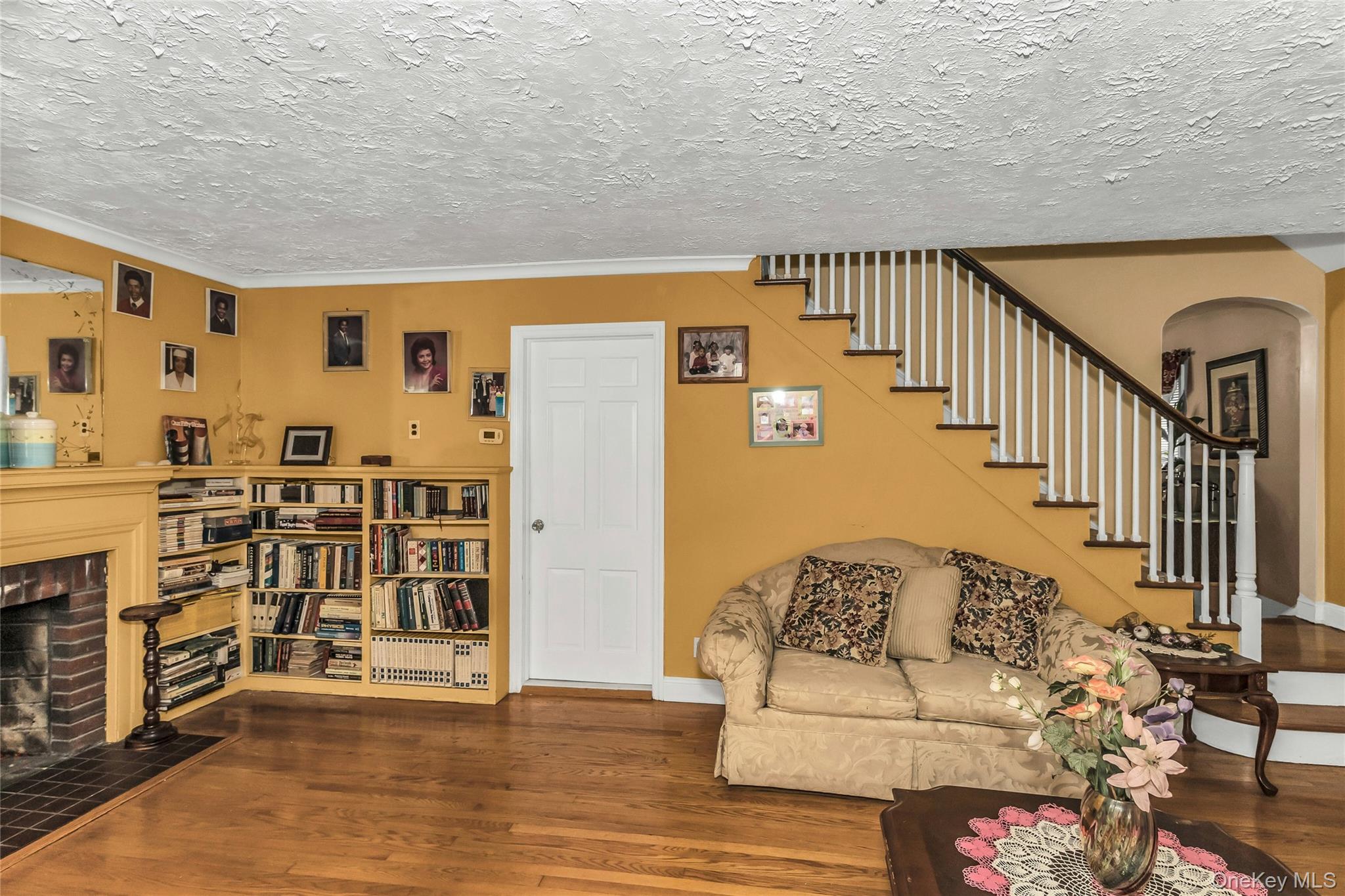 #3 photo, 830 Davis Avenue, ナッソー郡 Uniondale , NY 11553