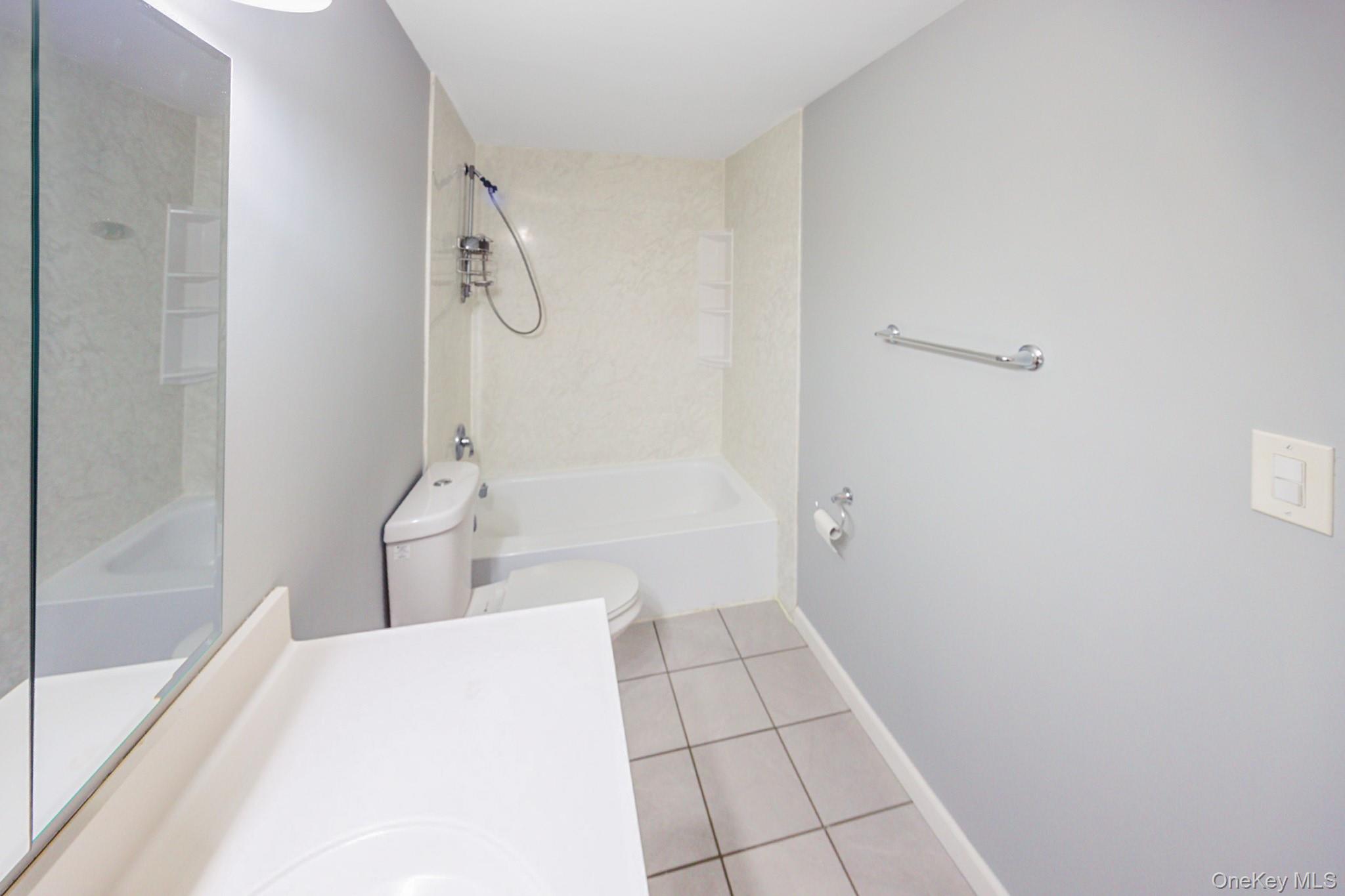 #10 photo, 100 Glen Hollow Drive, サフォーク郡 Port Jefferson Station , NY 11776