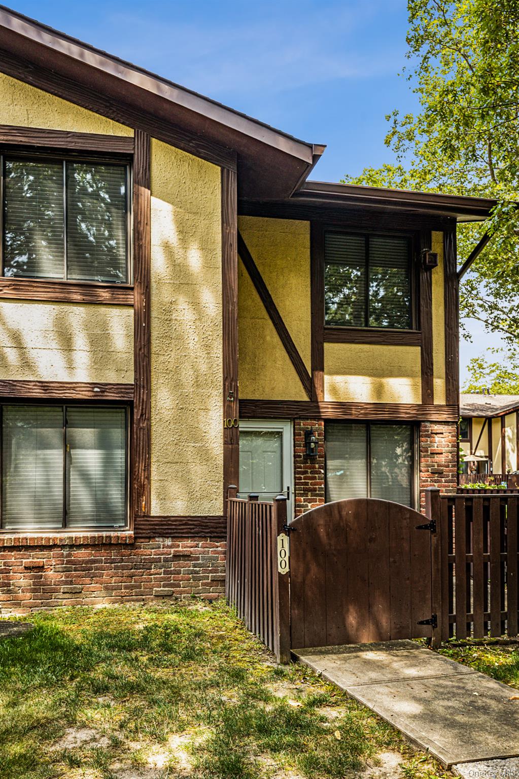 #2 photo, 100 Glen Hollow Drive, サフォーク郡 Port Jefferson Station , NY 11776