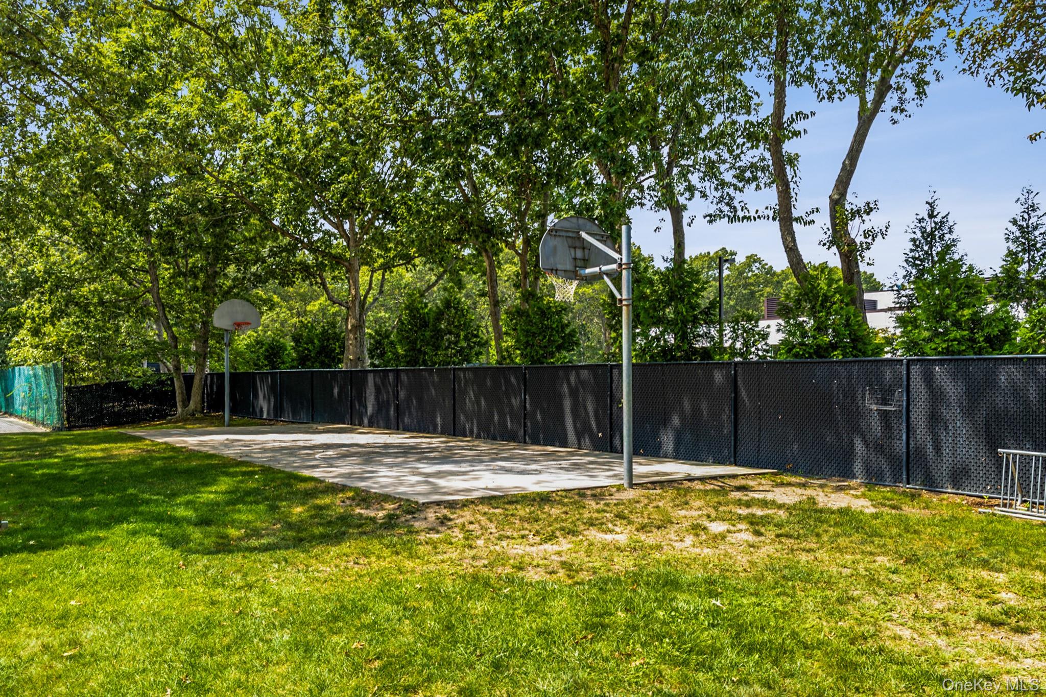 #20 photo, 100 Glen Hollow Drive, サフォーク郡 Port Jefferson Station , NY 11776