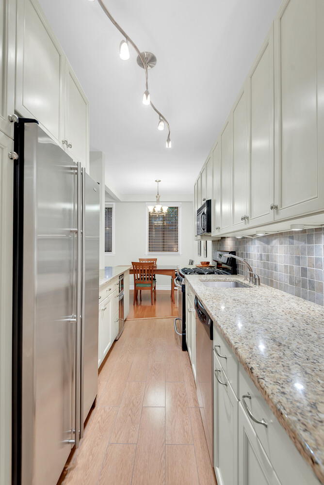 #1 photo, 345 E 73RD Street, Lenox Hill , NY 10021