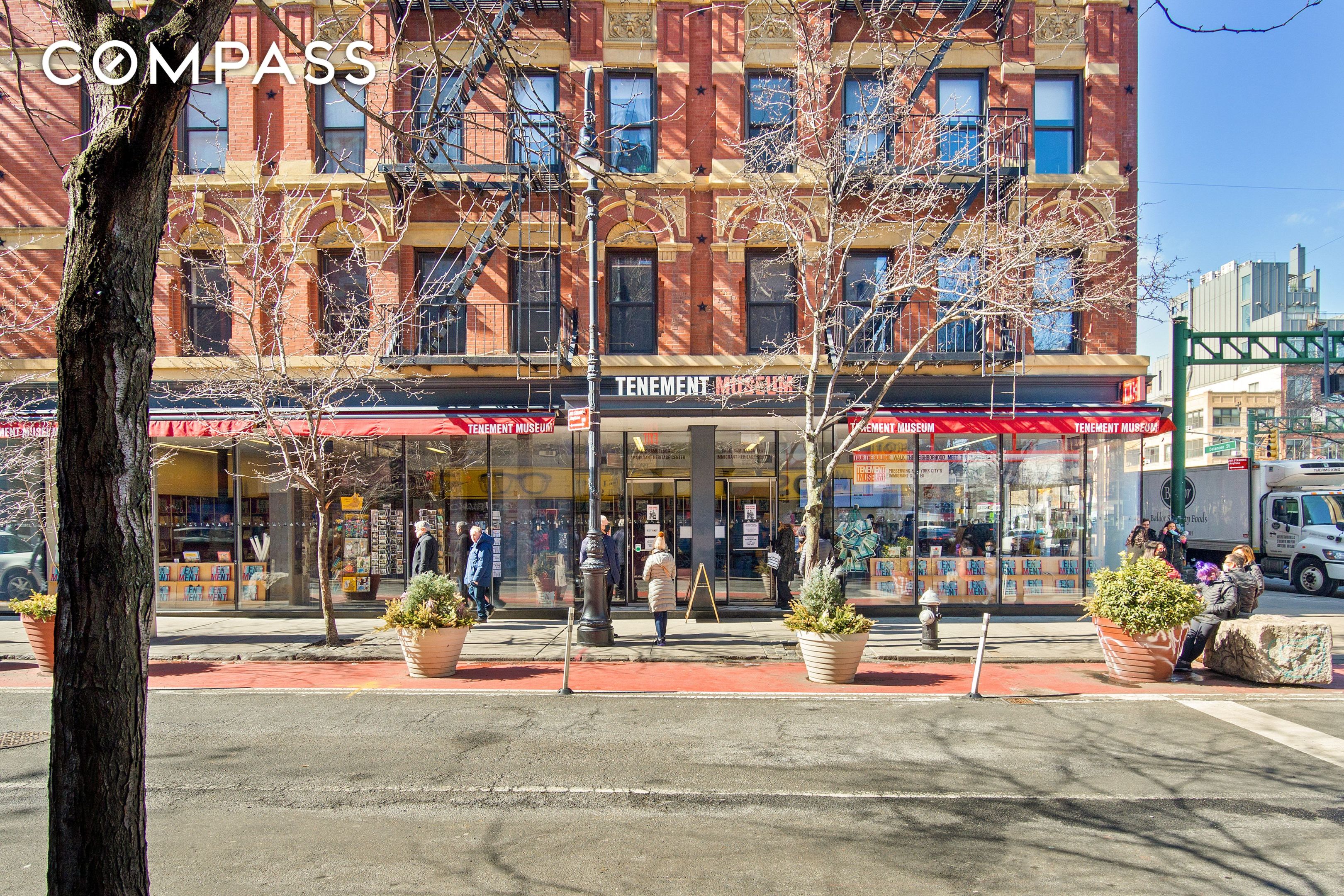 #21 photo, 417 Grand Street, Lower East Side , NY 10002