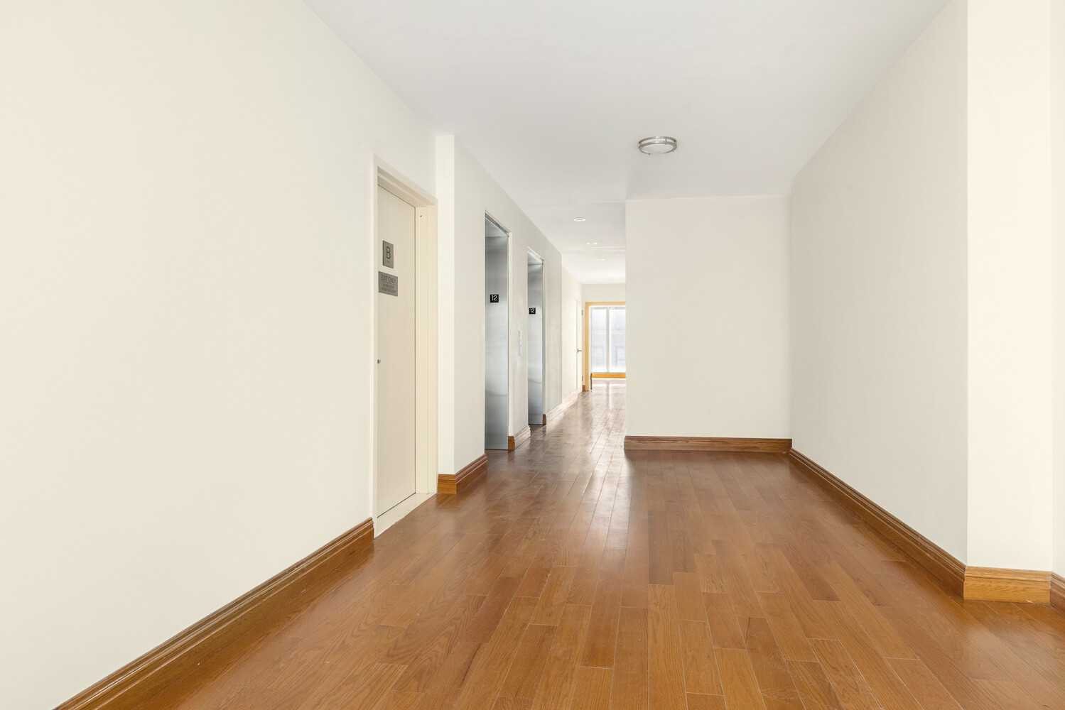 #12 photo, 304 5TH Avenue, Midtown , NY 10001