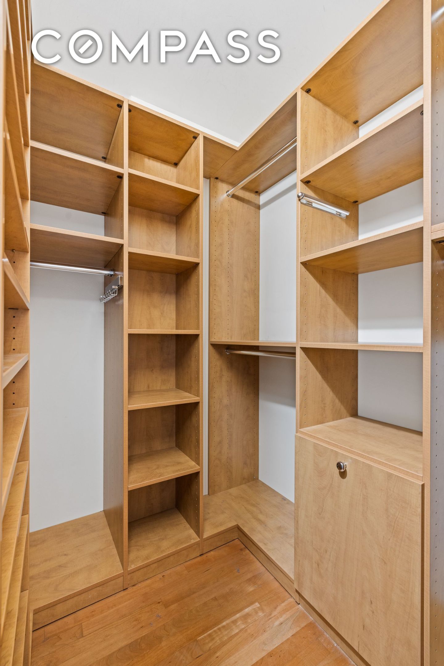 #13 photo, 300 E 54th Street, マンハッタン Sutton Place , NY 10022